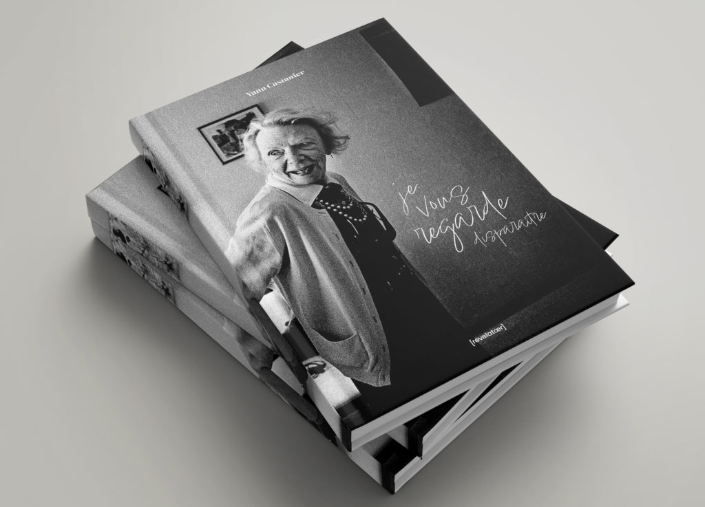 Je vous regarde disparaître